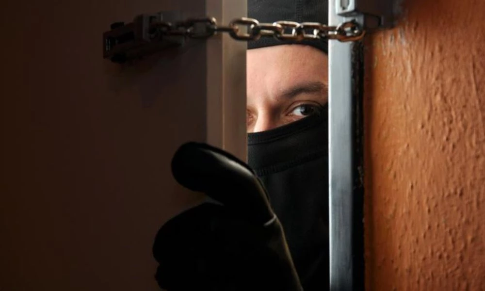 Έτσι μας κλέβουν! Εργαλεία για διαρρήκτες ελεύθερα στο διαδίκτυο (βίντεο)